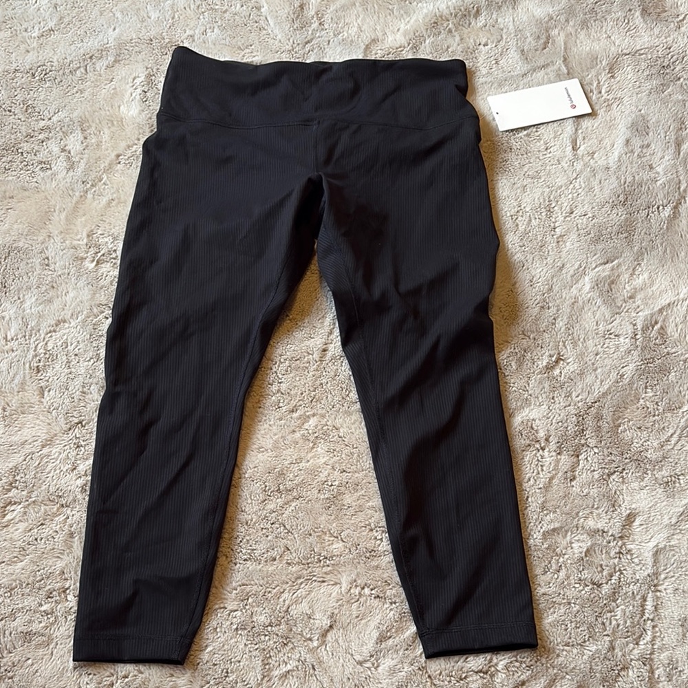 Lululemon ribbed wunder train leggings